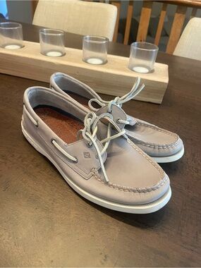 Sperry Women's Light Gray/Taupe Leather Boat Shoes
